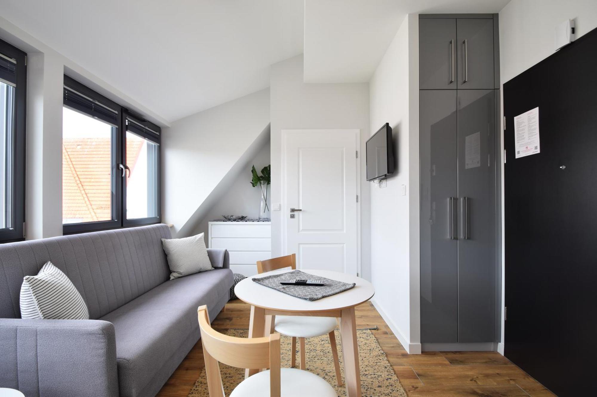 Rentplanet - Apartamenty Kolo Brzegu コウォブジェク エクステリア 写真