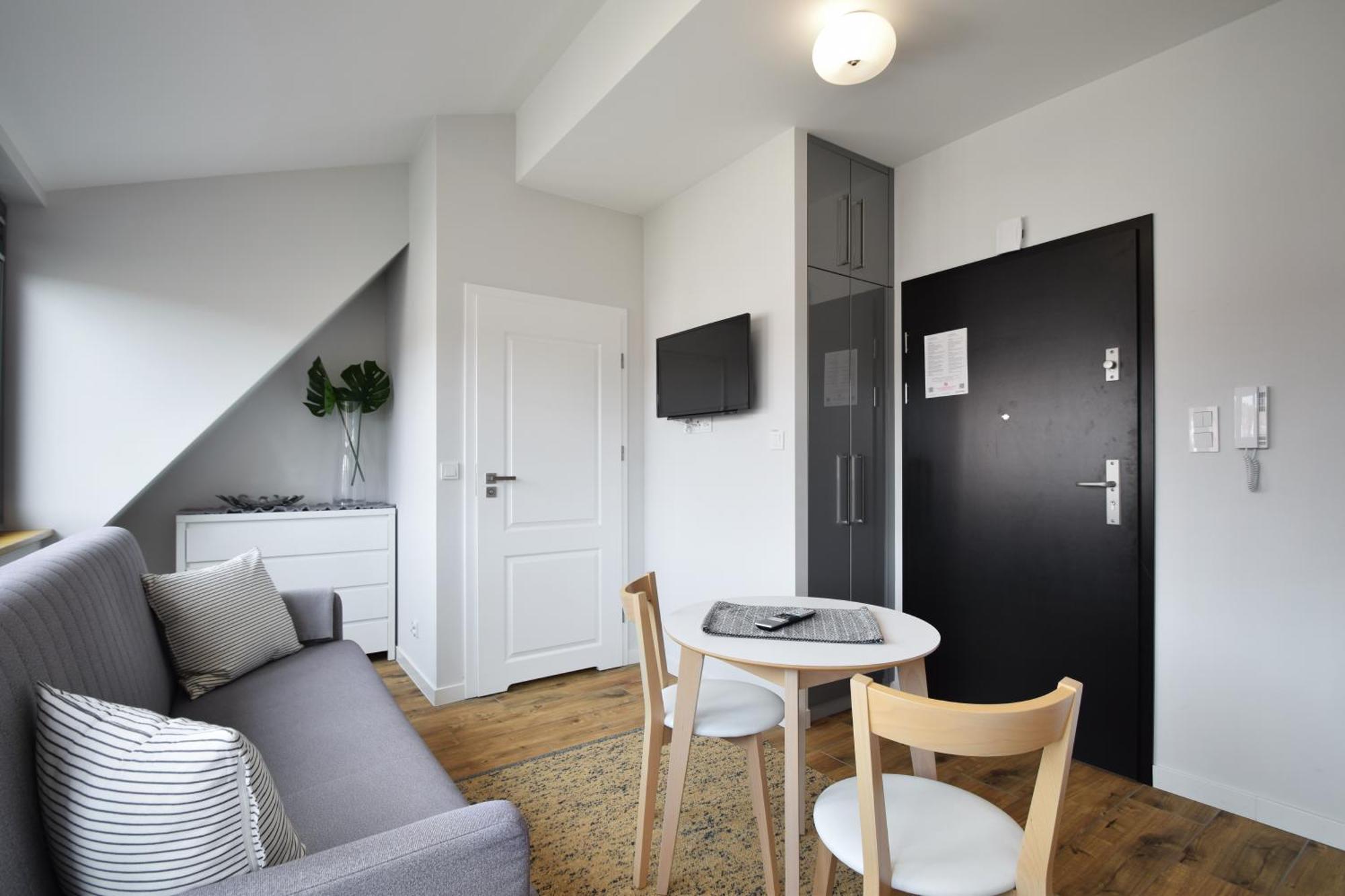 Rentplanet - Apartamenty Kolo Brzegu コウォブジェク エクステリア 写真