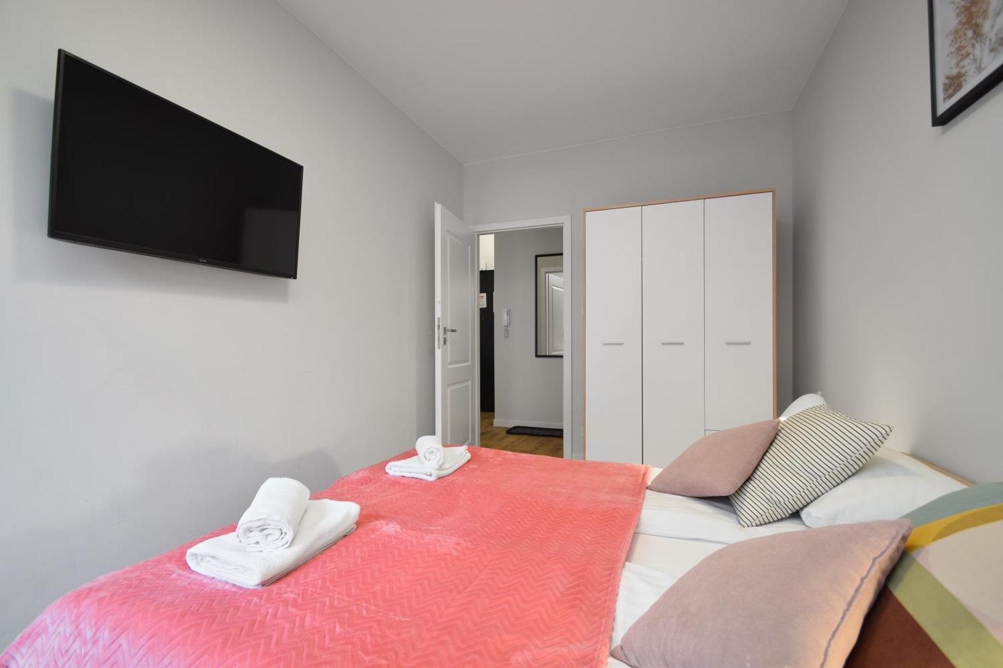 Rentplanet - Apartamenty Kolo Brzegu コウォブジェク エクステリア 写真